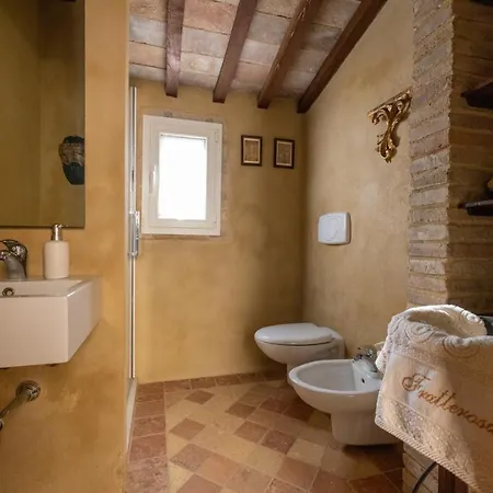 Casa Lucia - Con Piscina Fano-urbino-pesaro New Translation